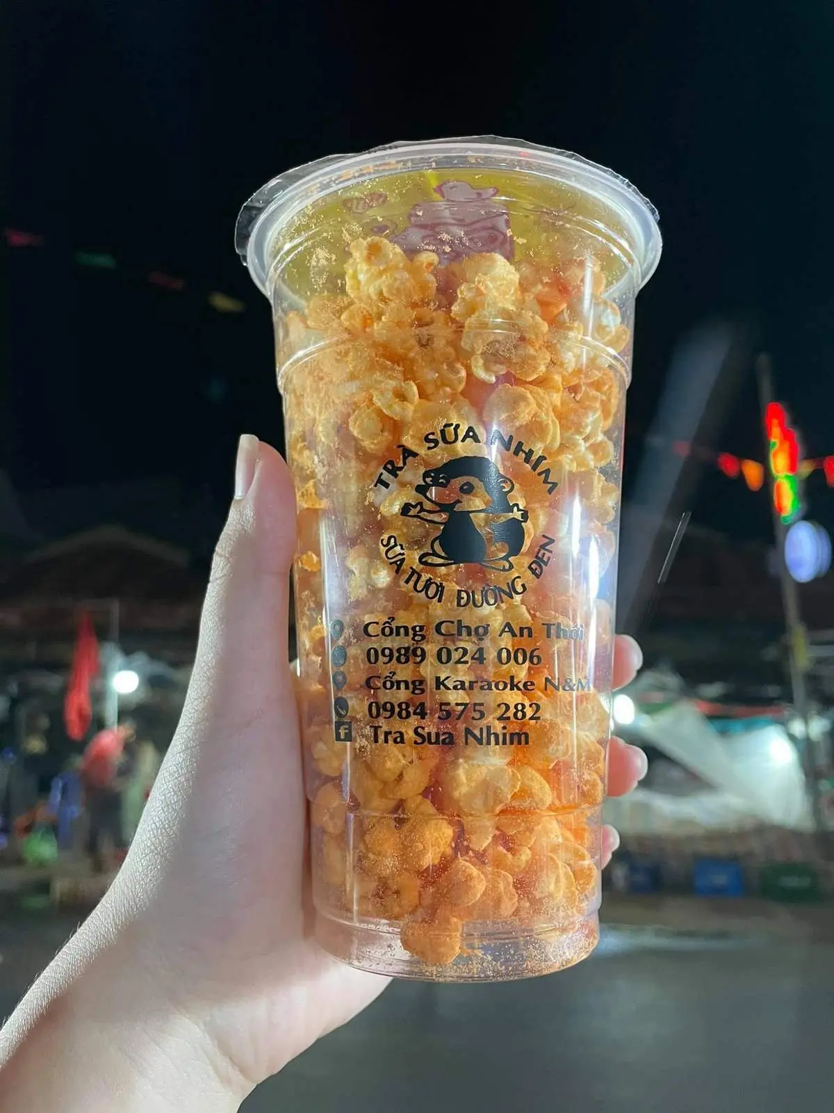 Tr&agrave; sữa Nh&iacute;m - Qu&aacute;n ăn vặt Ph&uacute; Quốc được giới trẻ y&ecirc;u th&iacute;ch 13