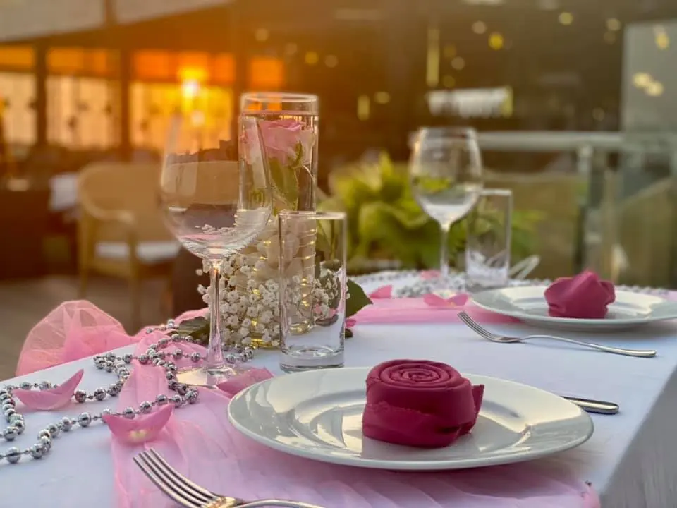 PH Rooftop Bar & Lounge - Đẳng Cấp Nhà Hàng Đảo Ngọc Sang Trọng