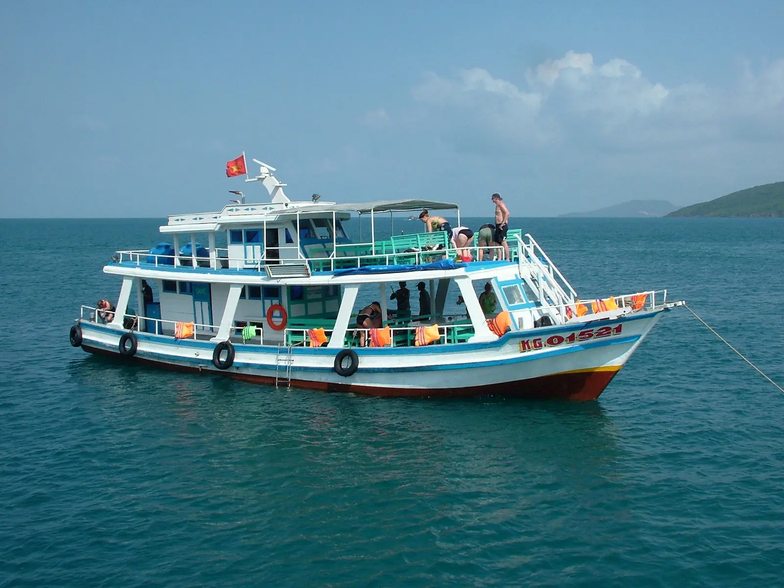 Hướng dẫn c&aacute;ch đi h&ograve;n Dăm Ngang Ph&uacute; Quốc 5