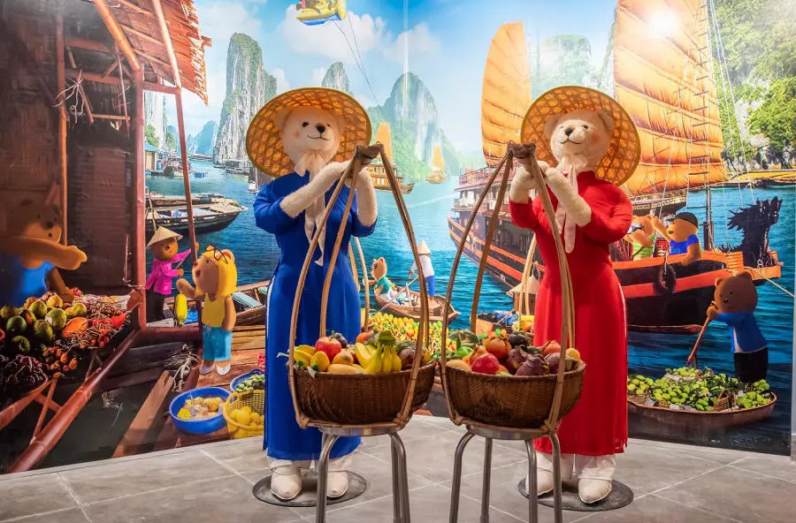 Check in tại Bảo t&agrave;ng gấu Teddy đầy th&uacute; vị b&ecirc;n trong Grand World Ph&uacute; Quốc 3