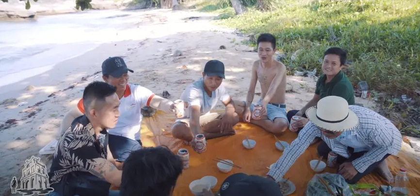 Đi bộ dưới biển lặn ngắm san h&ocirc; Ph&uacute; Quốc như youtuber Challenge Me 23