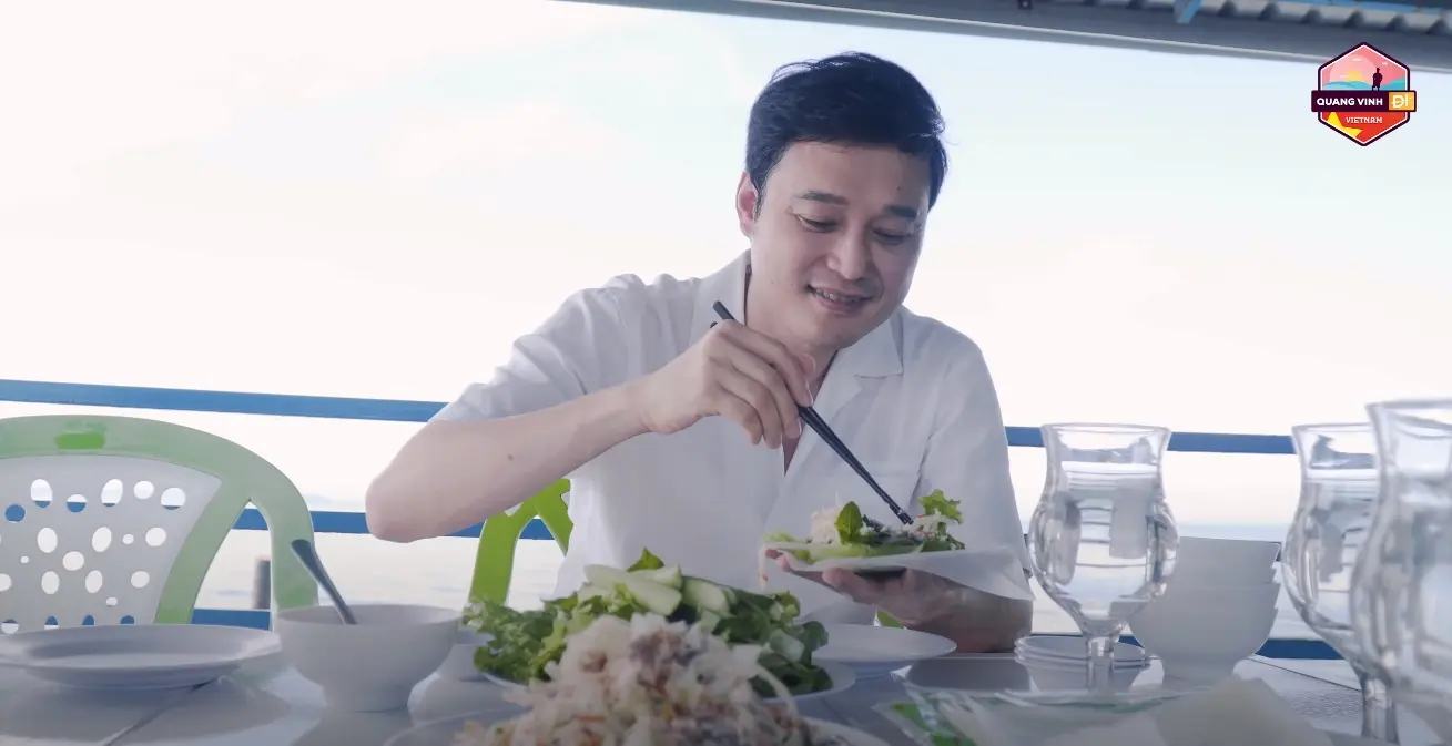 Hưởng thụ kỳ nghỉ ở Nam Đảo Phú Quốc cùng Quang Vinh – Từ hoàng tử sơn ca đến hot travel triệu follow 22