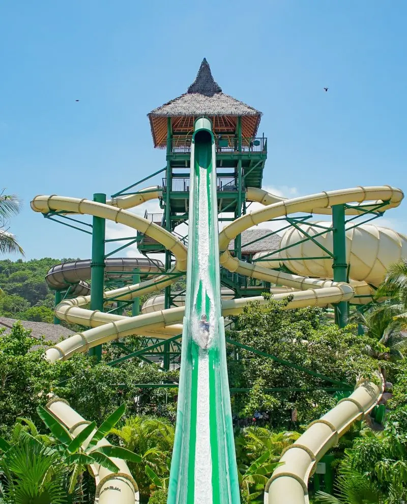 Review Aquatopia: C&ocirc;ng vi&ecirc;n nước lớn nhất Nam Ph&uacute; Quốc 5