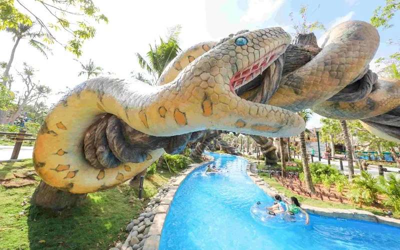 Review Aquatopia: C&ocirc;ng vi&ecirc;n nước lớn nhất Nam Ph&uacute; Quốc 9