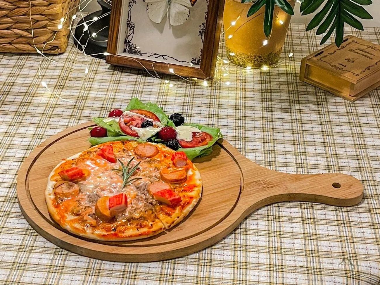 Alice Tea Room - Nơi du kh&aacute;ch lạc v&agrave;o xứ sở thần ti&ecirc;n ở Ph&uacute; Y&ecirc;n 11