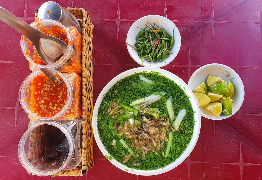 Bánh canh hẹ Phú Yên - Món ăn linh hồn cho các tín đồ mê hẹ 6