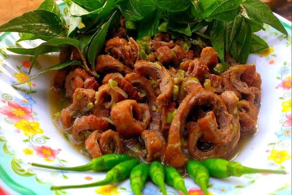 Bỏ t&uacute;i tất tần tật c&aacute;c m&oacute;n B&ograve; g&ugrave; Ph&uacute; Y&ecirc;n ngon tuyệt hảo 4