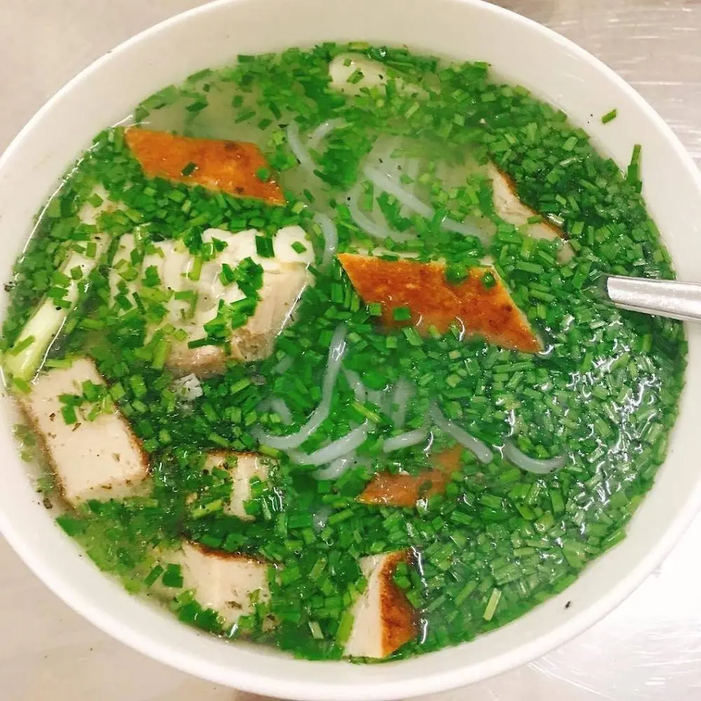 C&ugrave;ng ghi ch&eacute;p lại top qu&aacute;n ngon ở Ph&uacute; Y&ecirc;n 2