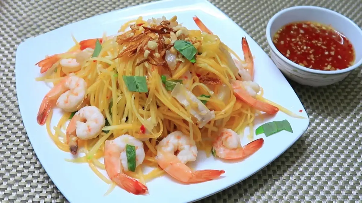 Đặc sản muối kiến v&agrave;ng Ph&uacute; Y&ecirc;n &ndash; Nghe th&igrave; gh&ecirc;, nhưng ăn l&agrave; m&ecirc; 9