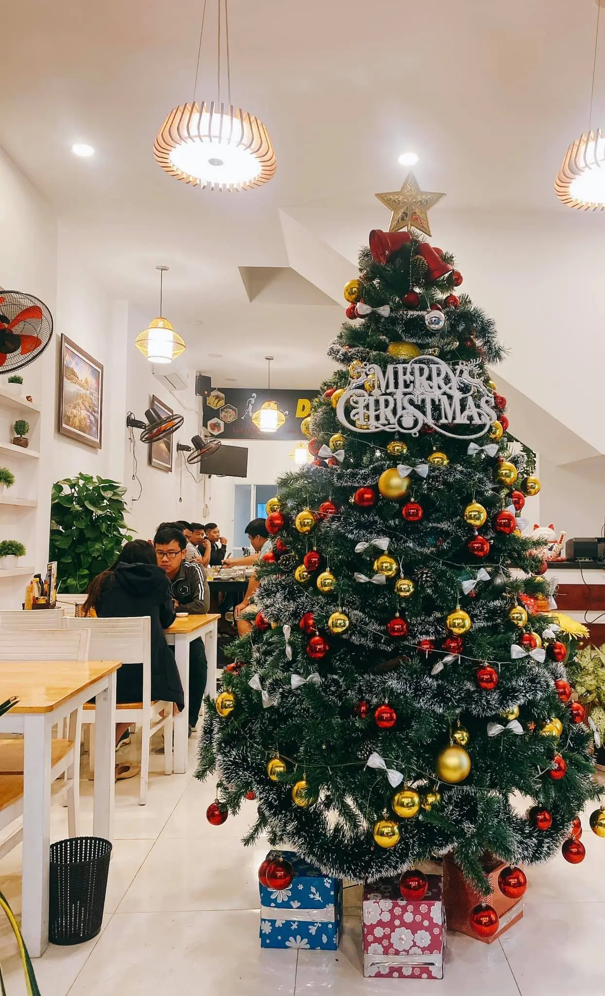 Diễm Huỳnh Restaurant Ph&uacute; Y&ecirc;n - Nh&agrave; h&agrave;ng Ph&uacute; Y&ecirc;n ngon kh&oacute; cưỡng giữa trung t&acirc;m th&agrave;nh phố 8