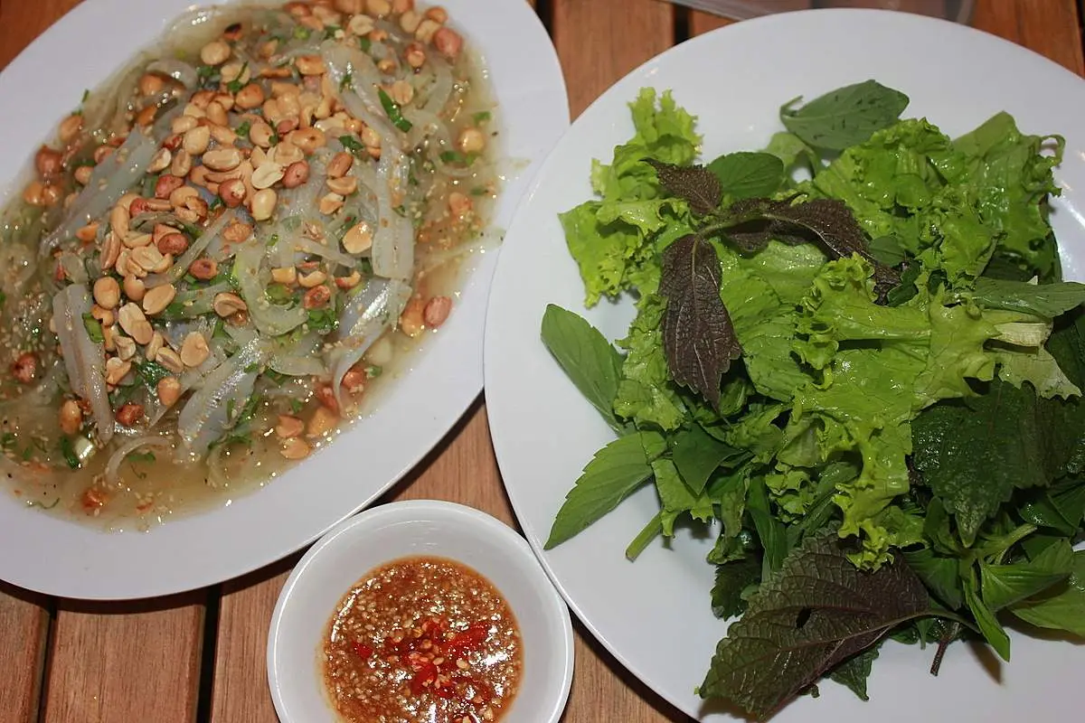 Gỏi c&aacute; mai - M&oacute;n ăn g&acirc;y thương nhớ bởi hương vị cực kỳ thơm ngon 5