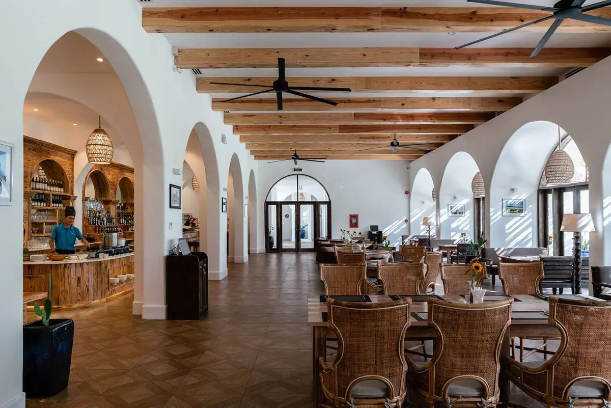 Kh&aacute;m Ph&aacute; Ẩm Thực &Aacute; &Acirc;u Tại Aroma Restaurant 4