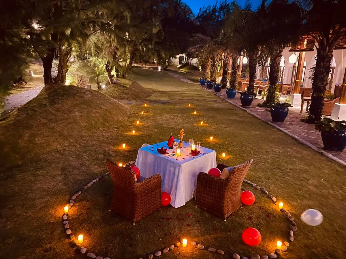 Kh&aacute;m Ph&aacute; Ẩm Thực &Aacute; &Acirc;u Tại Aroma Restaurant 7