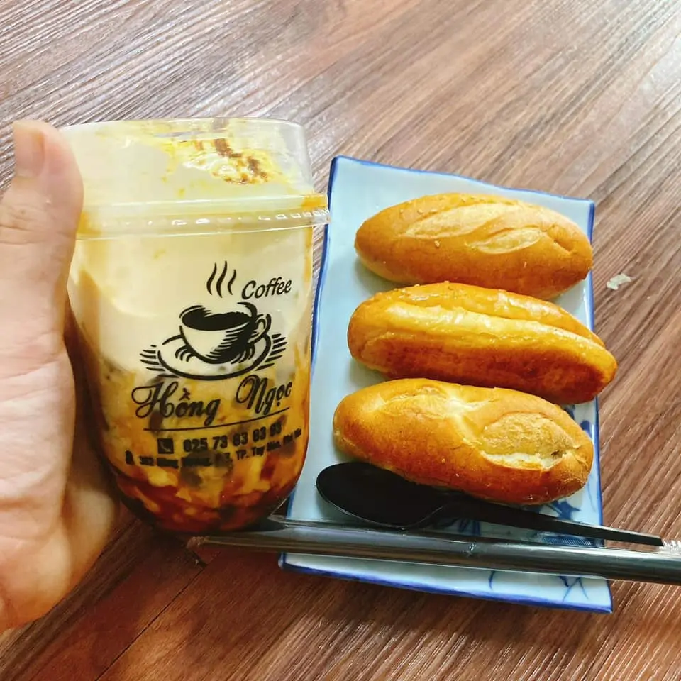 Kh&ocirc;ng cần la c&agrave; đ&acirc;u xa, chỉ cần gh&eacute; đến C&agrave; ph&ecirc; Hồng Ngọc Ph&uacute; Y&ecirc;n l&agrave; y&ecirc;u từ c&aacute;i nh&igrave;n đầu ti&ecirc;n ngay th&ocirc;i 14