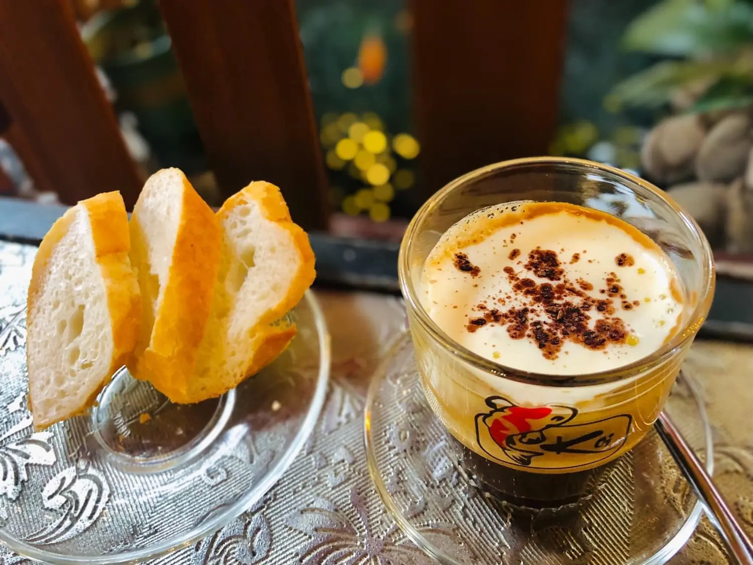 KOI caf&eacute; Ph&uacute; Y&ecirc;n &ndash; Qu&aacute;n c&agrave; ph&ecirc; c&aacute; Koi đầu ti&ecirc;n tại Ph&uacute; Y&ecirc;n 22