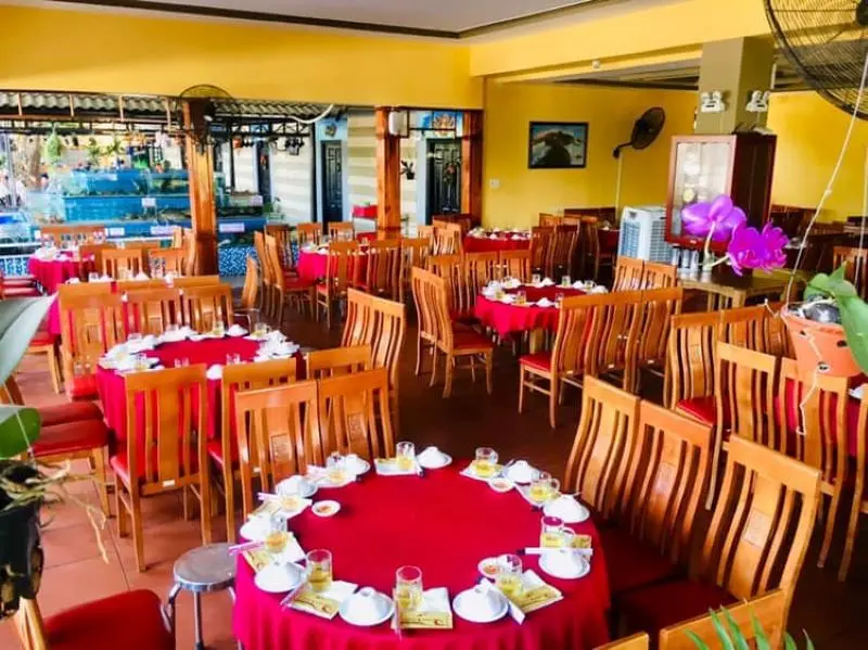 Nh&agrave; h&agrave;ng Seafood Garden Canary Ph&uacute; Y&ecirc;n &ndash; Vườn hải sản chất lượng của xứ Nẫu 4