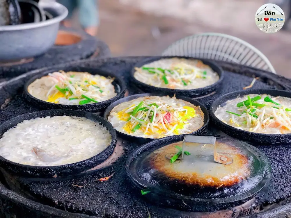 Sắp gh&eacute; qua Xứ Nẫu, đừng qu&ecirc;n xem Cẩm nang qu&aacute;n b&aacute;nh x&egrave;o Ph&uacute; Y&ecirc;n ngon chữ n k&eacute;o d&agrave;i 2