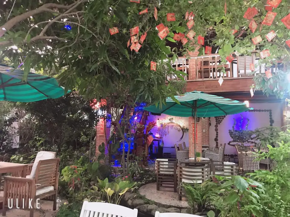 Thưởng thức món bún chả nổi tiếng gần xa tại Cafe Bạch Dương Phú Yên 4
