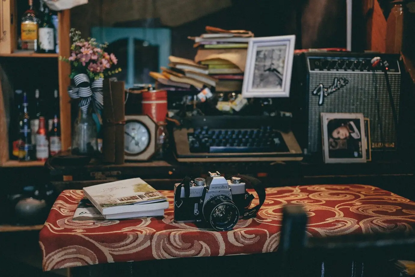 T&igrave;m lại ch&uacute;t ho&agrave;i niệm xưa cũ tại Wait Vintage Caf&eacute; Ph&uacute; Y&ecirc;n 13