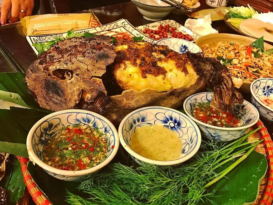 Gà nước mặn Phú Yên - Thượng phẩm quý hiếm không thể bỏ qua nếu có cơ hội thưởng thức
