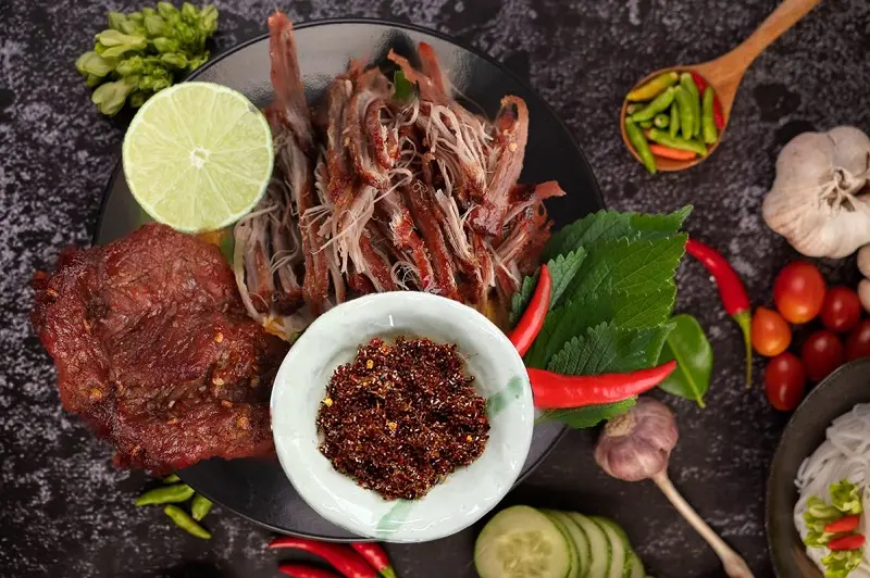 Thưởng thức bò một nắng Phú Yên - Món đặc sản thơm ngon nức tiếng