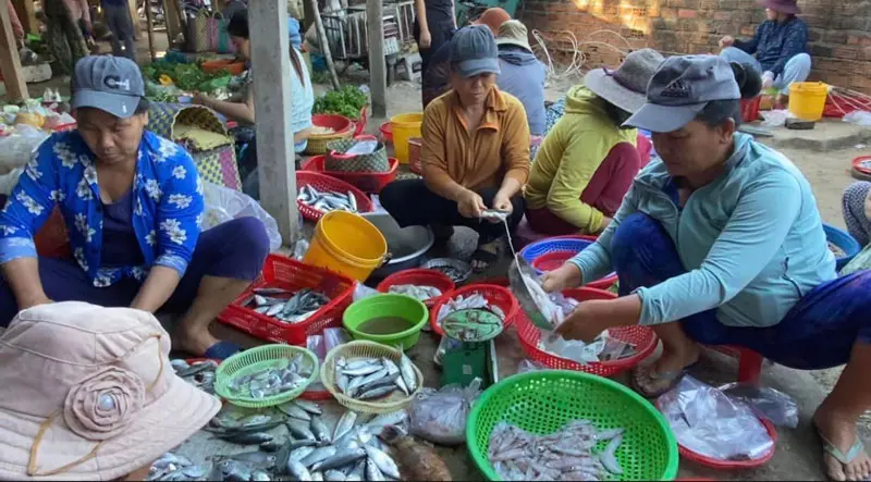 Chợ Giai Sơn, khu chợ rẻ đến kh&oacute; tin của Ph&uacute; Y&ecirc;n 7