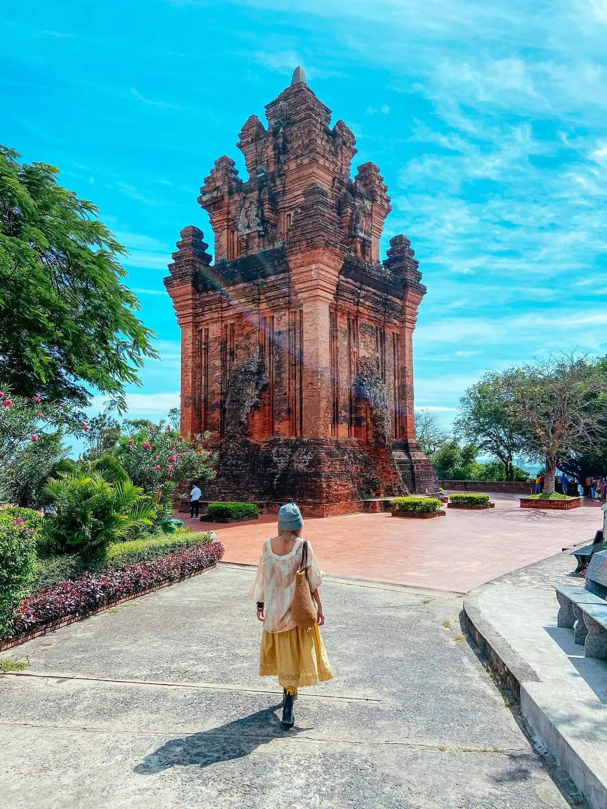 C&oacute; ai như c&ocirc; n&agrave;ng Quỳnh Journey, đến Ph&uacute; Y&ecirc;n c&oacute; v&agrave;i ng&agrave;y, mang về cả kho ảnh 17
