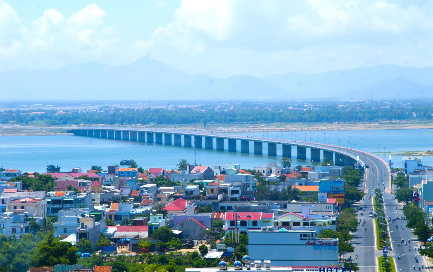 Đến Cầu H&ugrave;ng Vương Ph&uacute; Y&ecirc;n check-in 7749 tấm sống ảo 2
