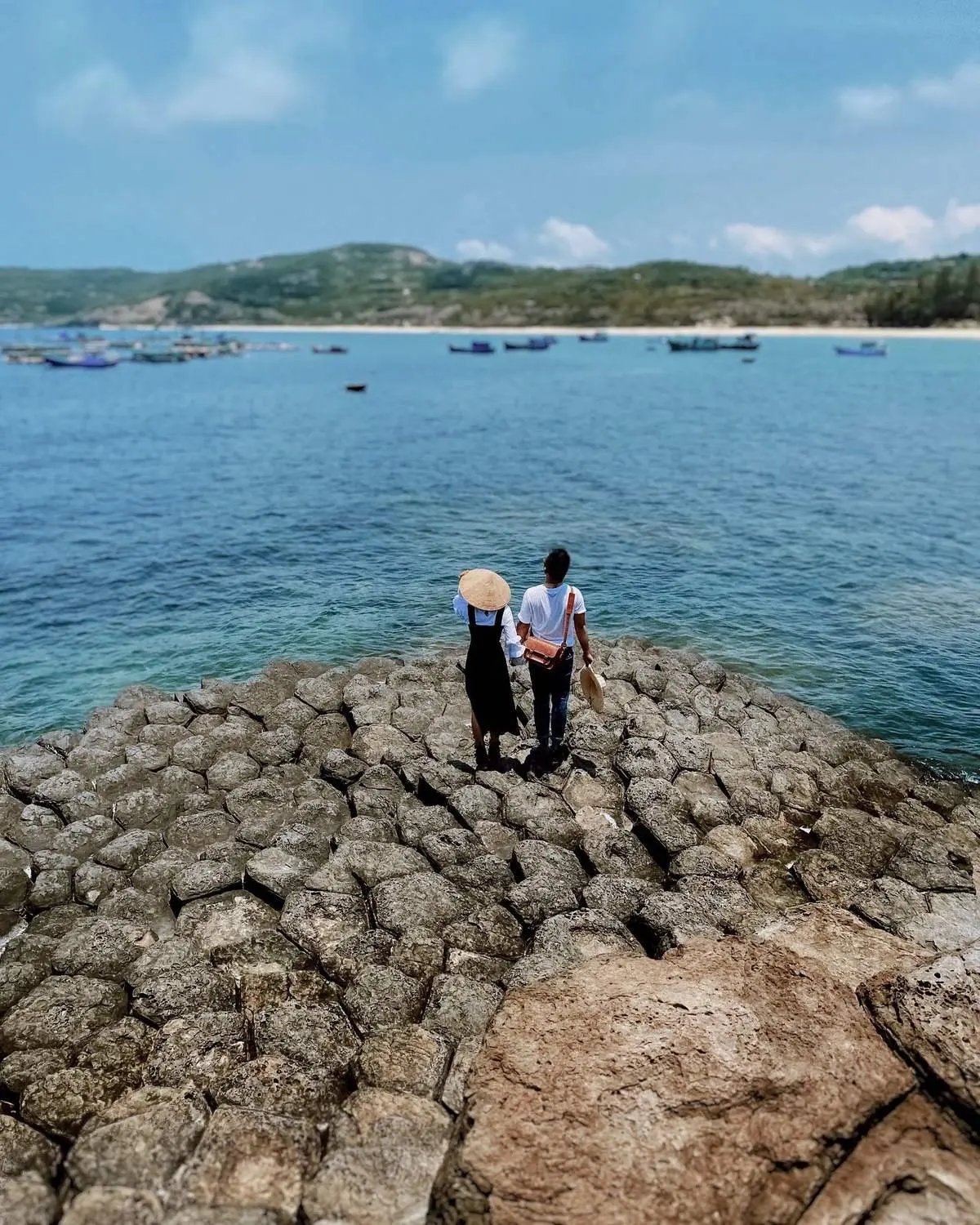 Một ng&agrave;y kh&aacute;m ph&aacute; đất trời Ph&uacute; Y&ecirc;n 6