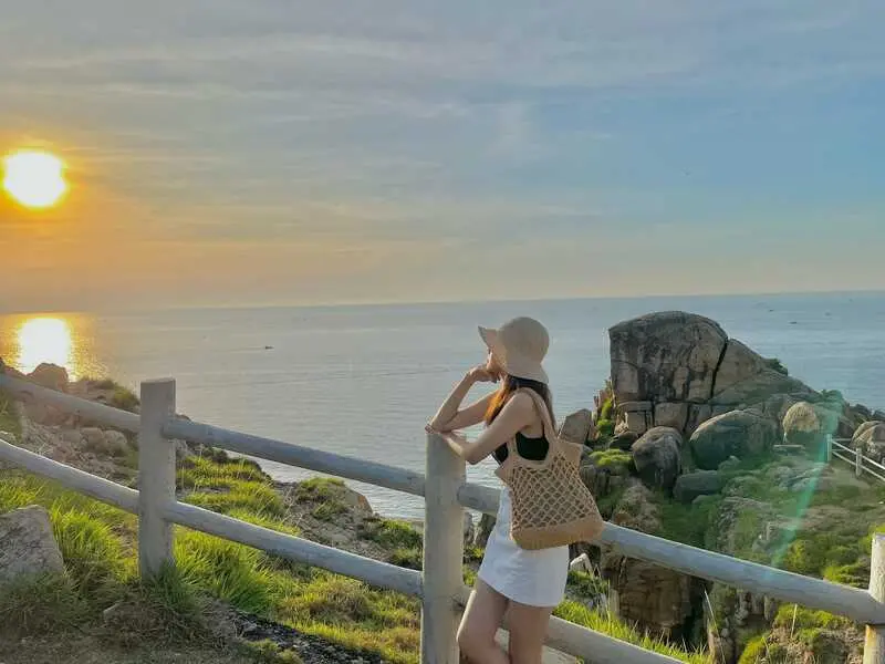 Mũi Đại L&atilde;nh, vẻ đẹp ấn tượng tựa tranh b&iacute;ch họa 2