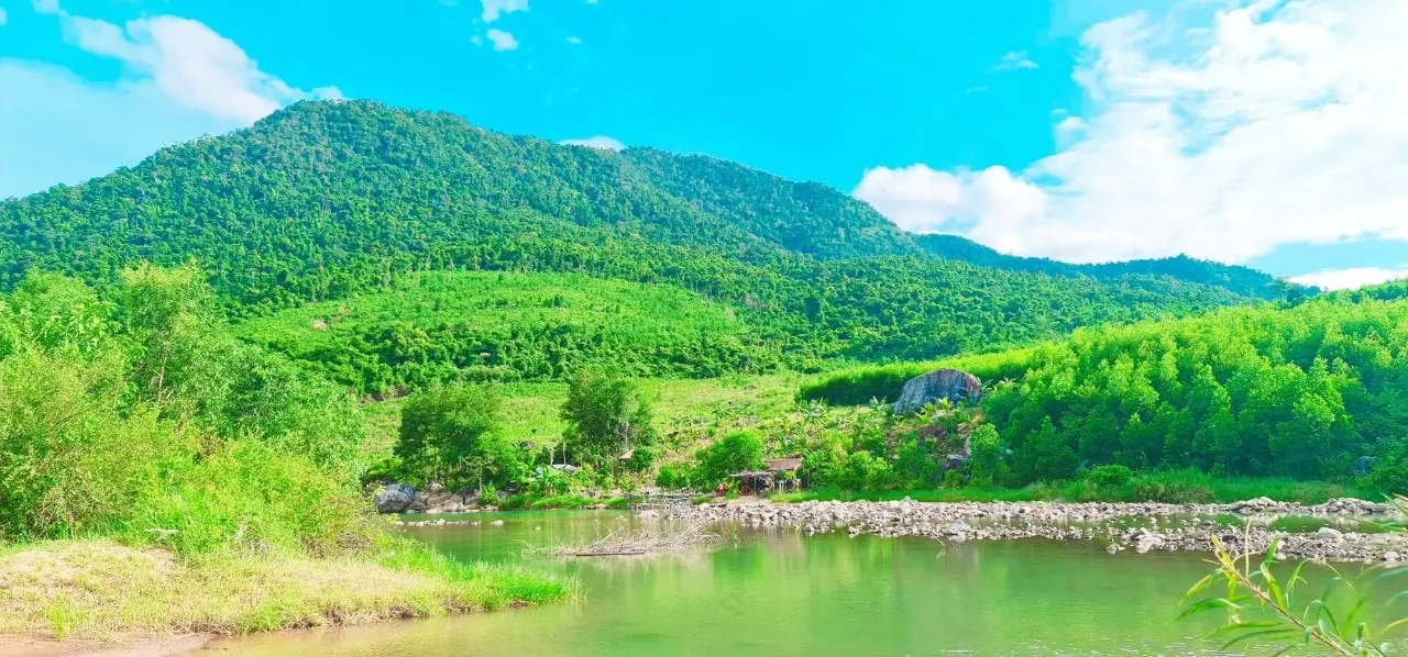 Review cảnh đẹp tr&ecirc;n đường đến hồ thuỷ điện Đ&aacute; Đen Ph&uacute; Y&ecirc;n 5