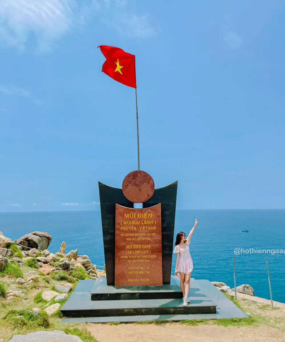Review Ph&uacute; Y&ecirc;n đầy ấn tượng của đ&ocirc;i bạn th&acirc;n xinh đẹp 8