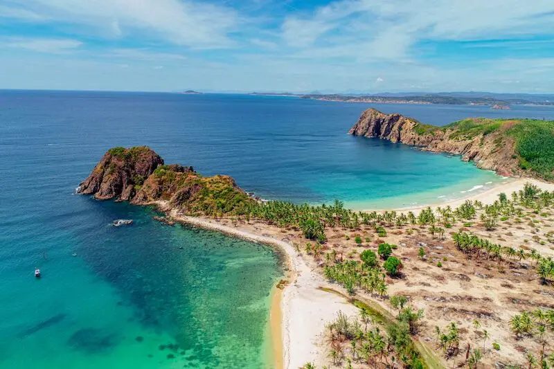 Top 10 b&atilde;i biển Ph&uacute; Y&ecirc;n hoang sơ v&agrave; thanh b&igrave;nh 7