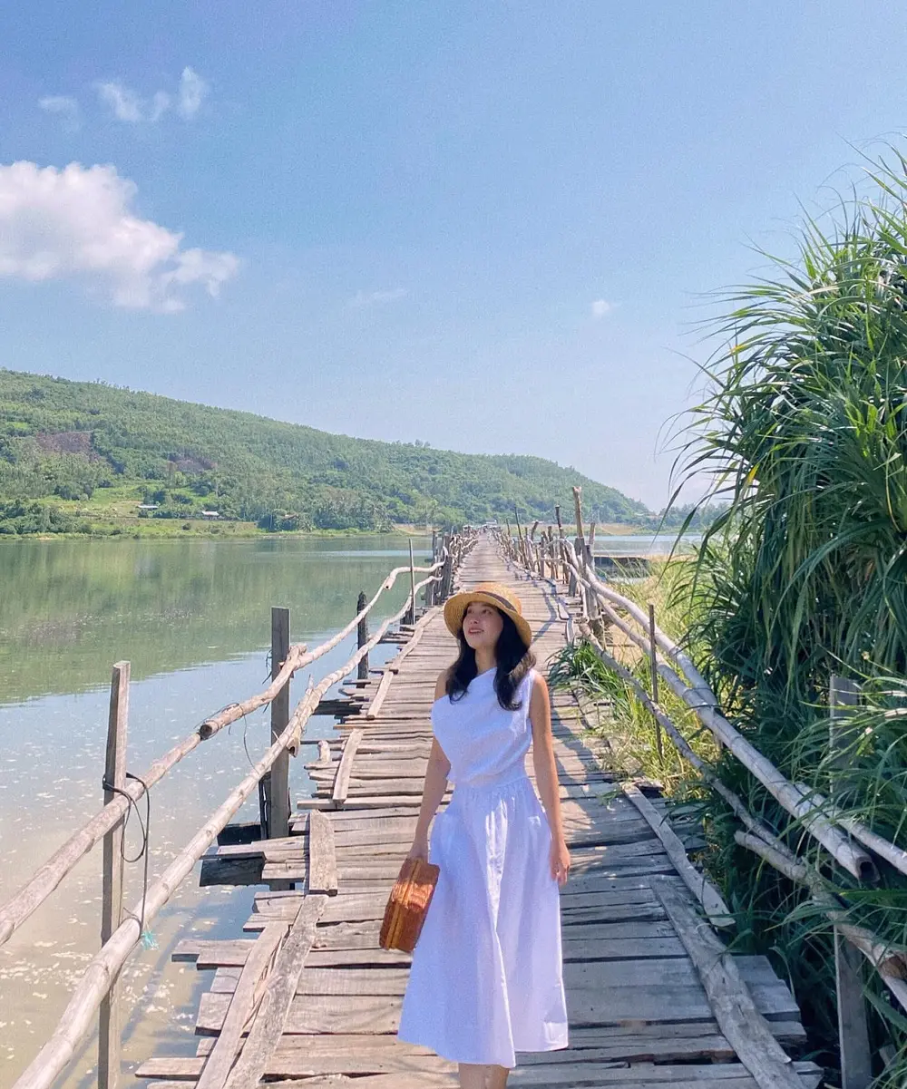 Top 4 điểm check in Ph&uacute; Y&ecirc;n cực hot qua review của c&ocirc; n&agrave;ng Ngan Bella 10