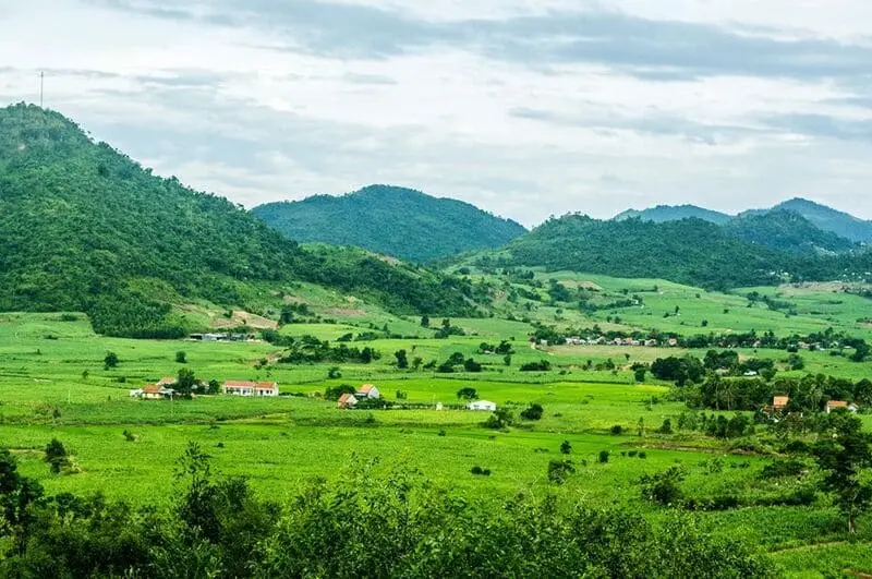 Kinh nghiệm du lịch Ph&uacute; Y&ecirc;n 2026 từ A-Z: 19 địa điểm nổi tiếng 10