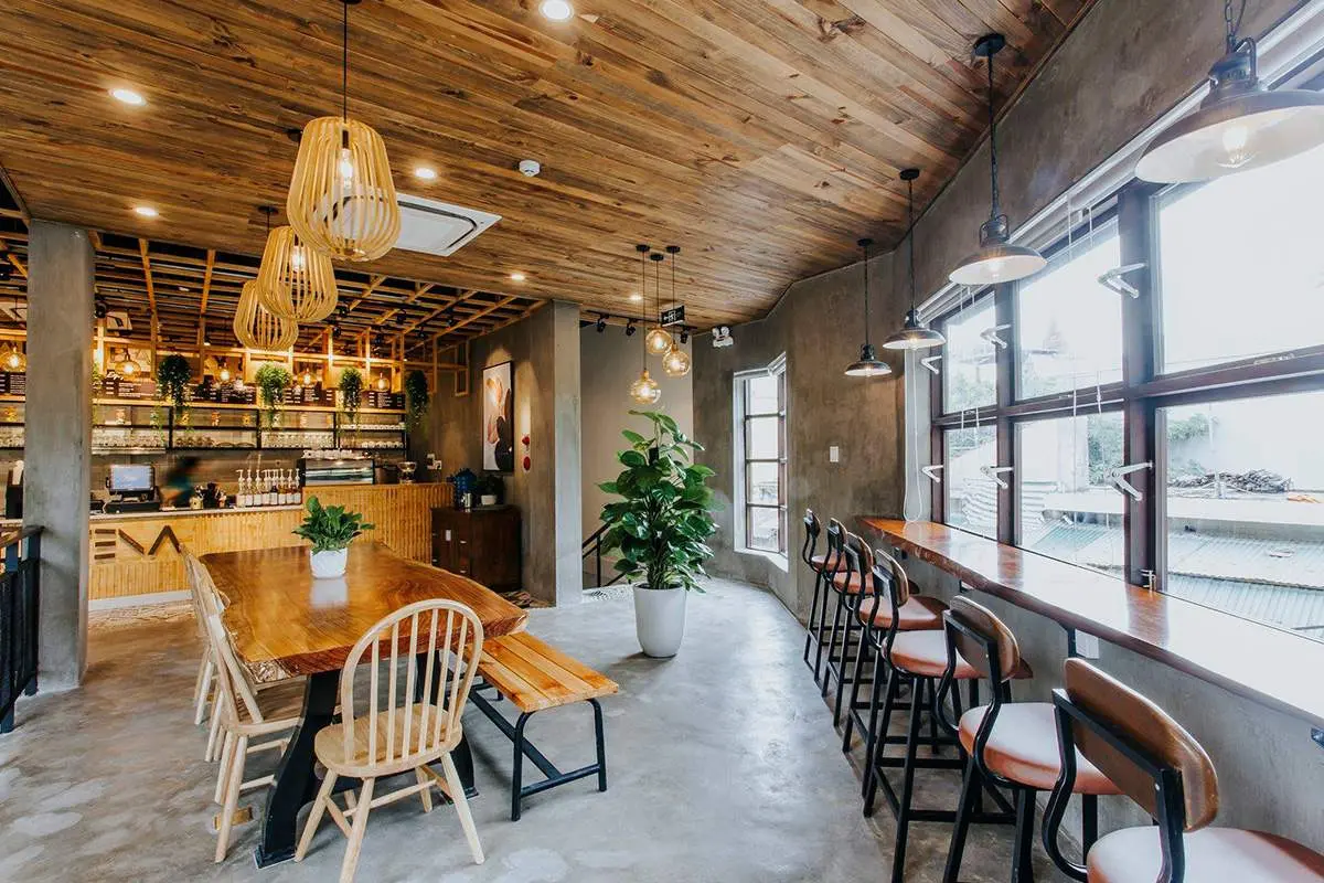 Atena Bakery Caf&eacute; Quảng B&igrave;nh v&agrave; hương vị b&aacute;nh &Acirc;u ngọt ng&agrave;o 3