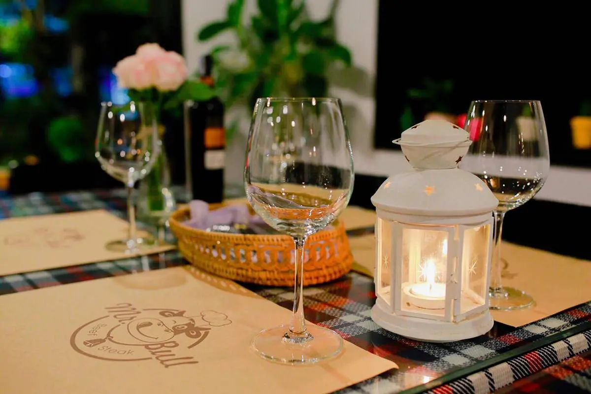 Đến Mr.Bull Restaurant Quảng B&igrave;nh thưởng thức m&oacute;n &Acirc;u si&ecirc;u hấp dẫn 5