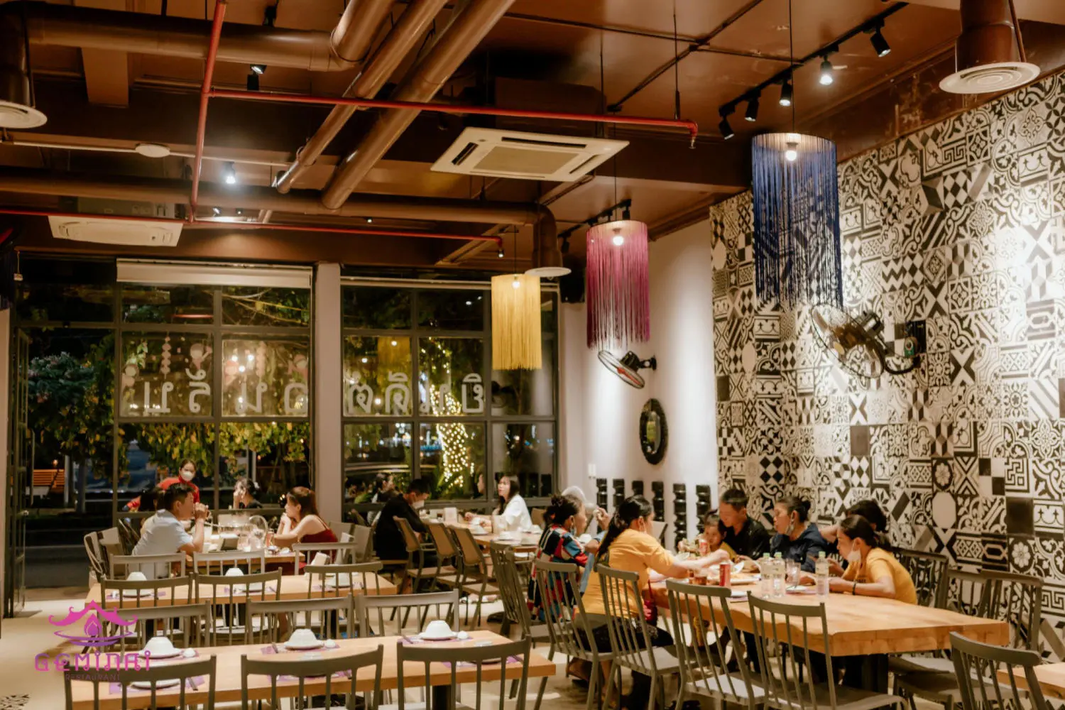 Gh&eacute; đến Geminai Restaurant Quảng B&igrave;nh kh&aacute;m ph&aacute; nền ẩm thực Th&aacute;i 3