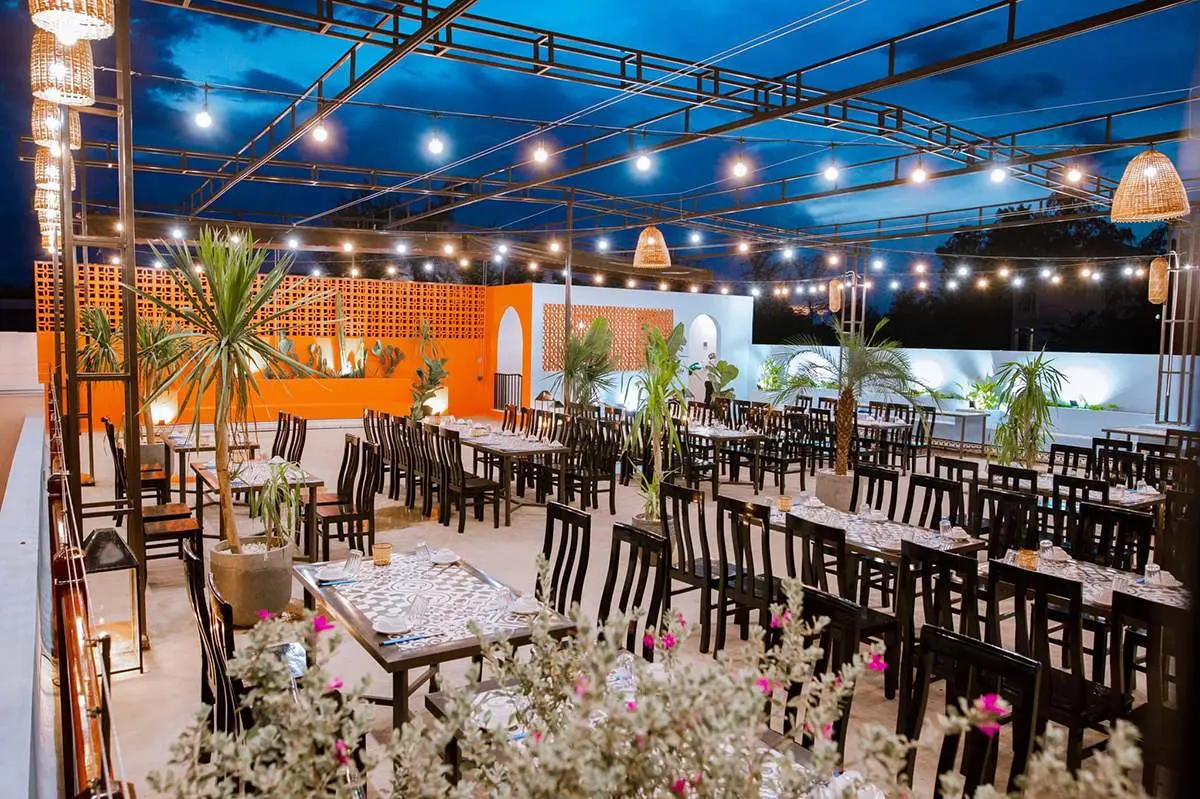 Ghé Nhà hàng Lá Cọ Flamingo Beach Quảng Bình thưởng thức hải sản tươi ngon 4