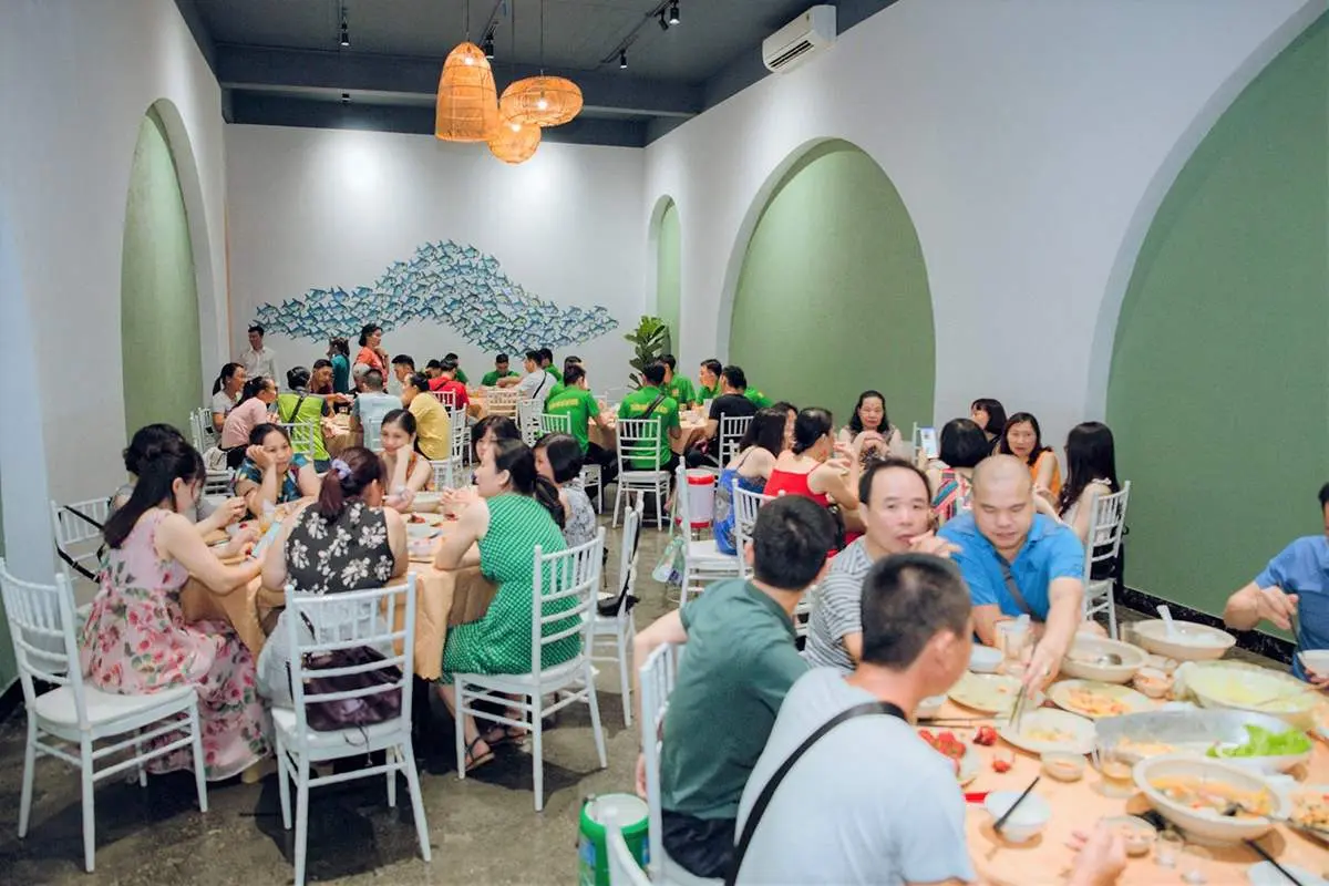 Ghé Nhà hàng Lá Cọ Flamingo Beach Quảng Bình thưởng thức hải sản tươi ngon 5