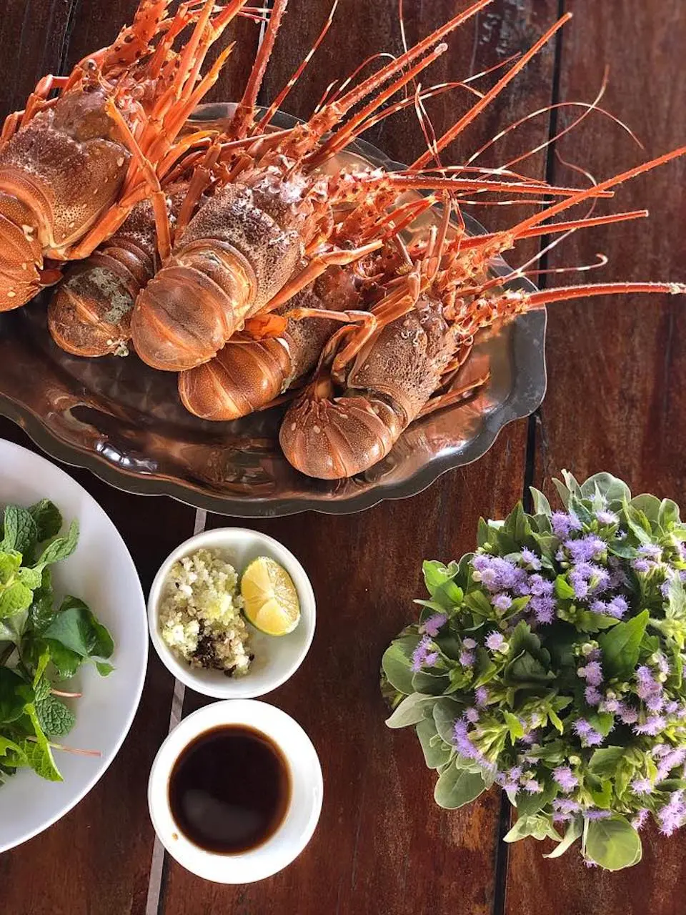 Lưu ngay những địa điểm ăn hải sản Quảng B&igrave;nh thơm ngon, hấp dẫn 14