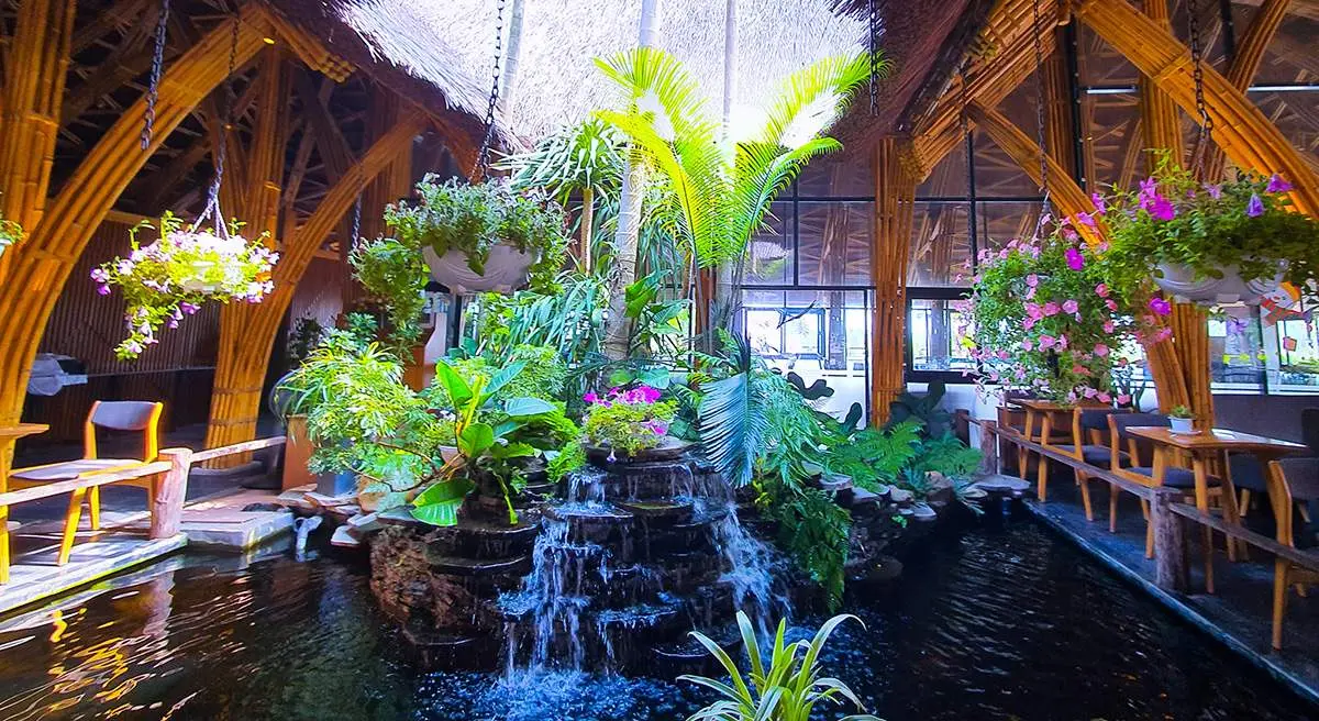 Nh&agrave; h&agrave;ng Everland Quảng B&igrave;nh thơ mộng b&ecirc;n bờ s&ocirc;ng Cầu R&agrave;o 4