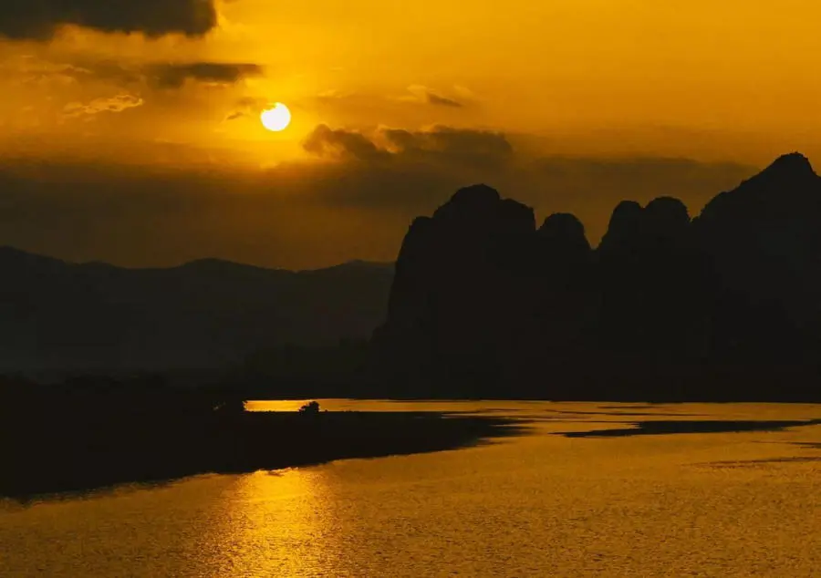 Chi&ecirc;m ngưỡng S&ocirc;ng Gianh thanh b&igrave;nh sau bao thăng trầm 9