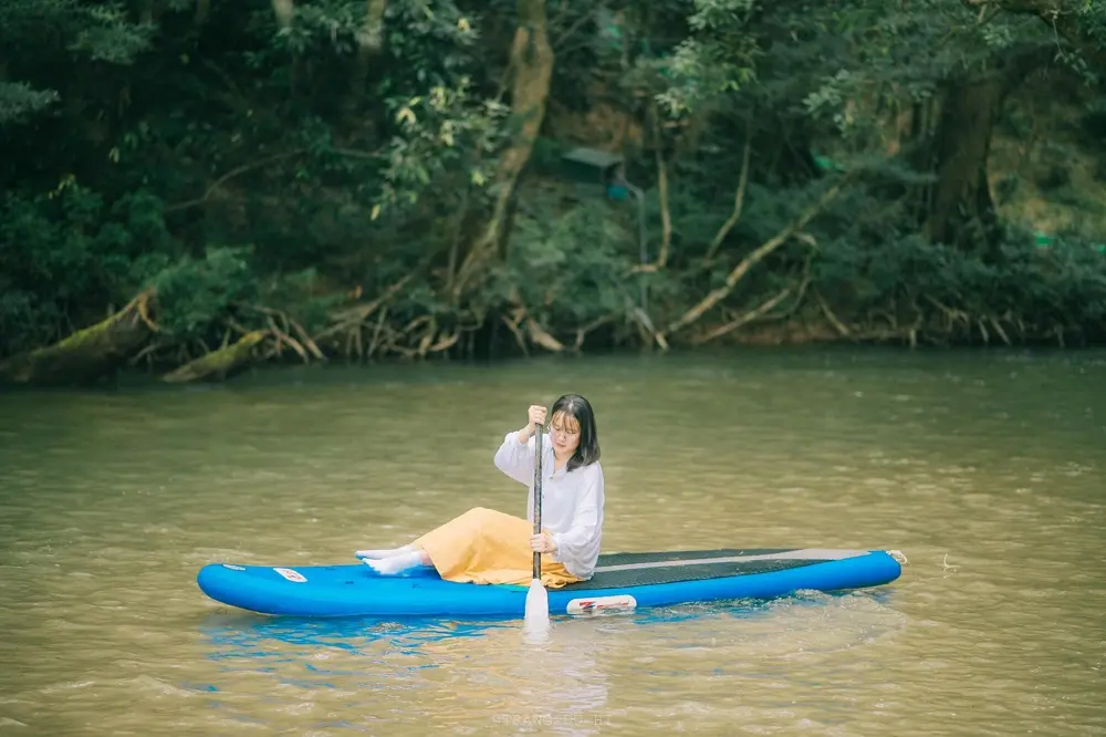 C&ugrave;ng MIA.vn review Quảng B&igrave;nh 3N4Đ si&ecirc;u vui cho hội bạn th&acirc;n 6