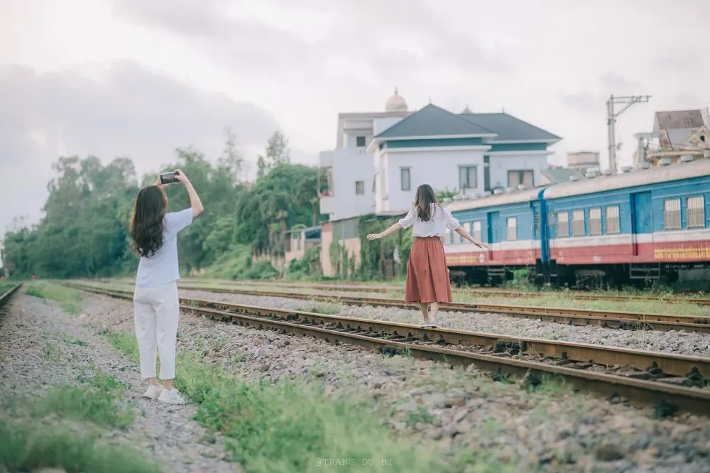 C&ugrave;ng MIA.vn review Quảng B&igrave;nh 3N4Đ si&ecirc;u vui cho hội bạn th&acirc;n 5