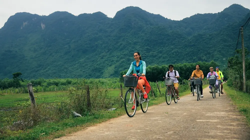Review Quảng B&igrave;nh c&ugrave;ng với những kẻ khờ y&ecirc;u th&uacute; lang thang 9