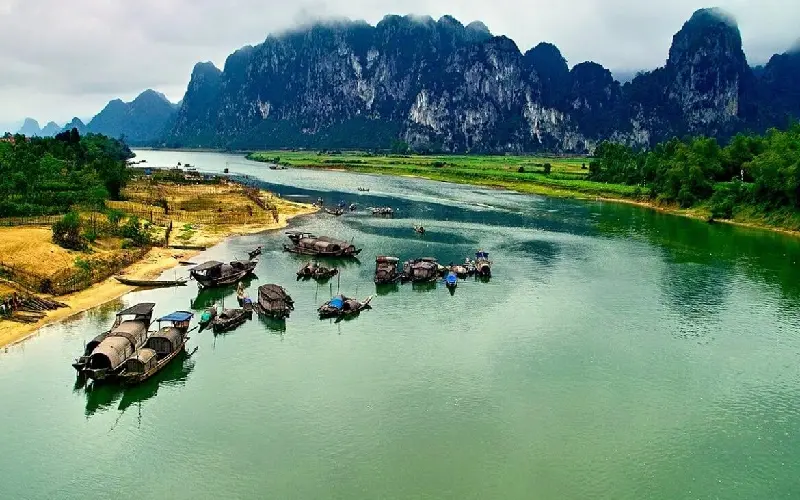 Tham quan Bố Trạch: Thủ phủ hang động kỳ vĩ của Quảng Bình 2