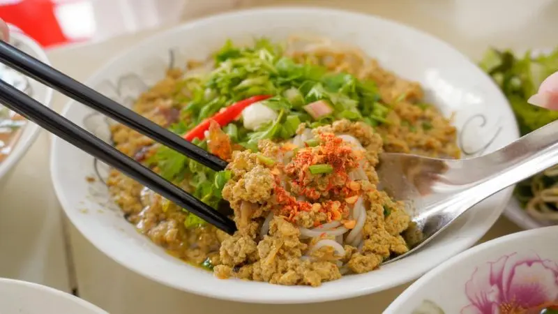 Ăn gì ở Quy Nhơn, bỏ túi checklist 12 món ngon đặc sản 4