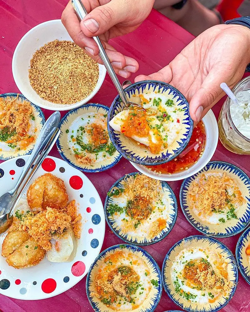 Ăn g&igrave; ở Quy Nhơn v&agrave; top 18 m&oacute;n ăn hấp dẫn bạn phải thử 17