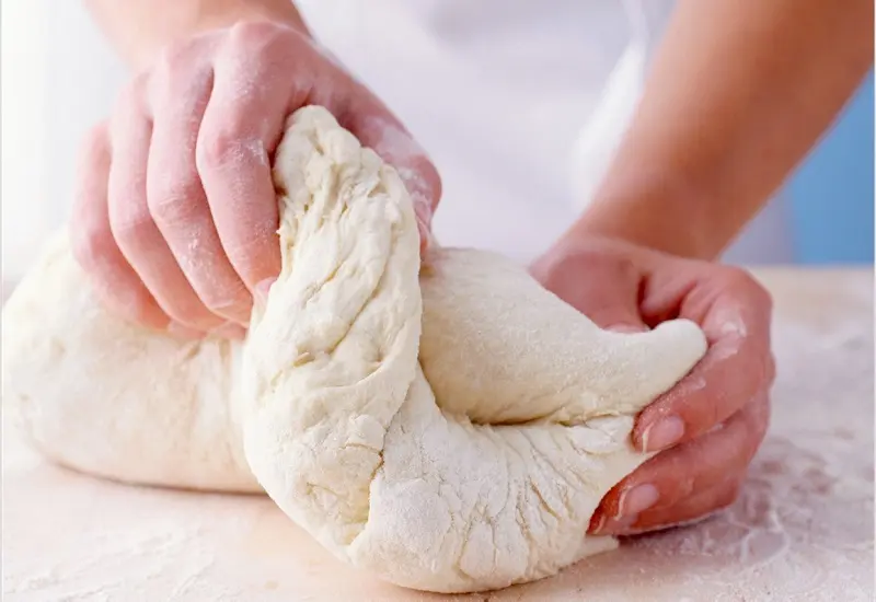 B&aacute;nh hồng Quy Nhơn d&acirc;n d&atilde;, đậm t&igrave;nh người d&acirc;n xứ Nẫu 3